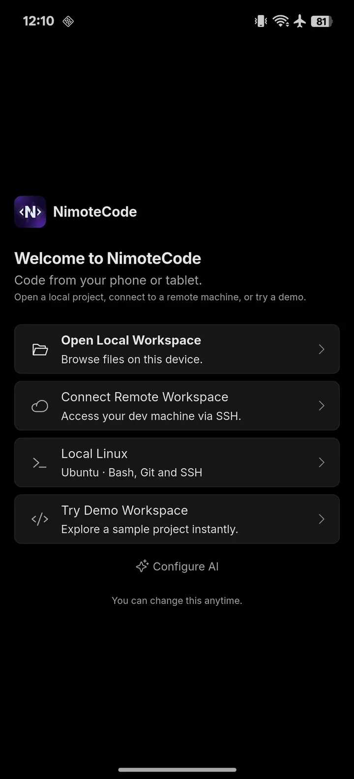 Pantalla de bienvenida con tema oscuro.